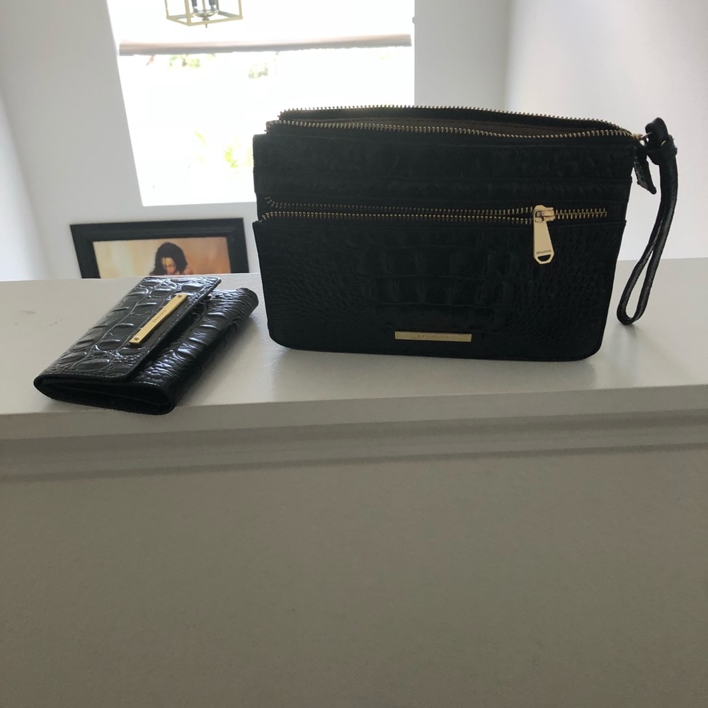 Brahmin Wristlet and wallet